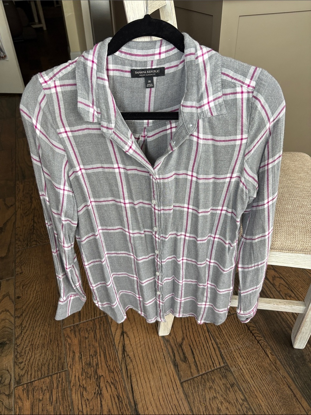 Banana Republic button down top sz med
